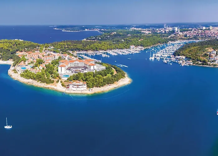 1 Bedroom Lovely In Apartment Pula